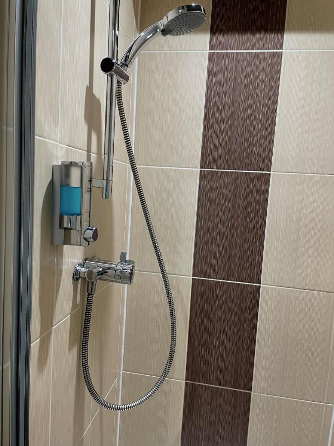 אובאן The Ranald Hotel מראה חיצוני תמונה