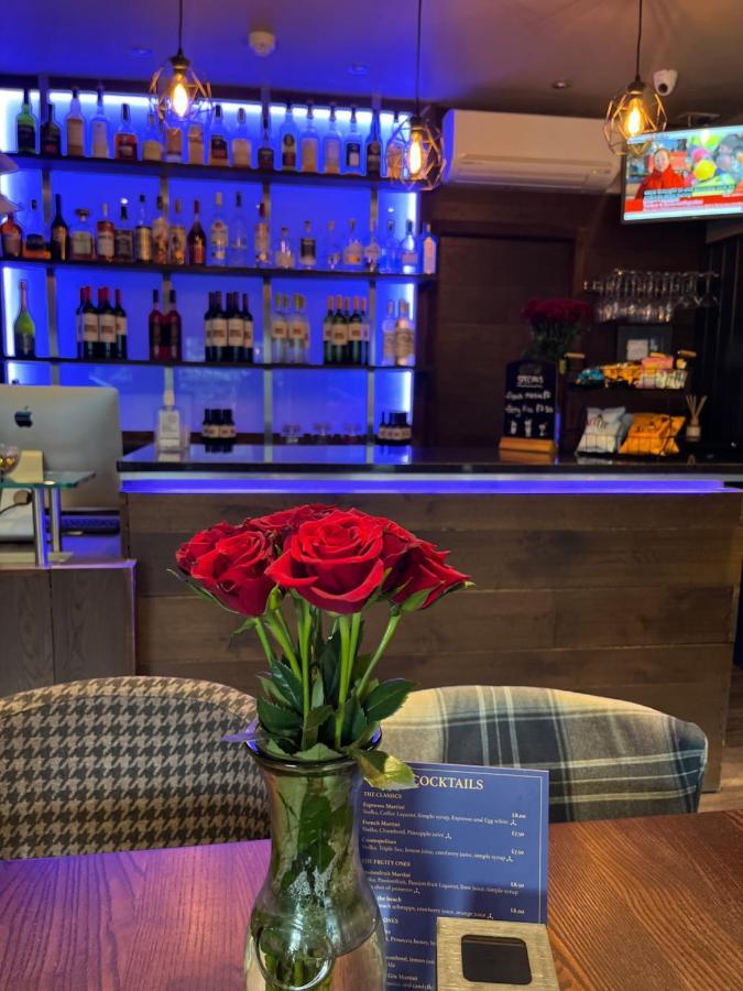 אובאן The Ranald Hotel מראה חיצוני תמונה